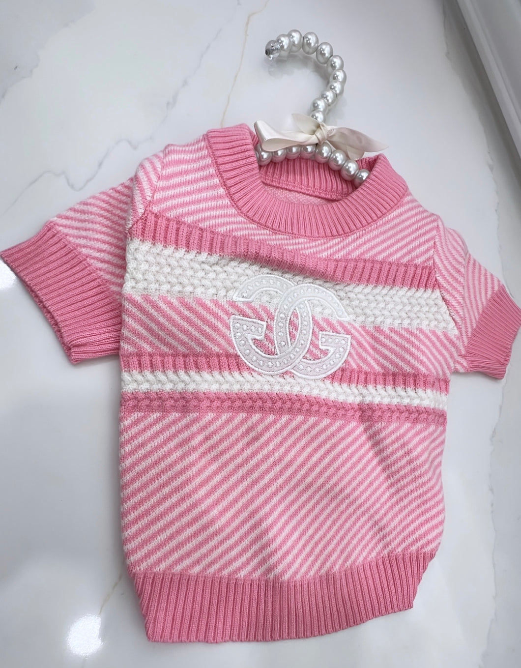GG pink sweater